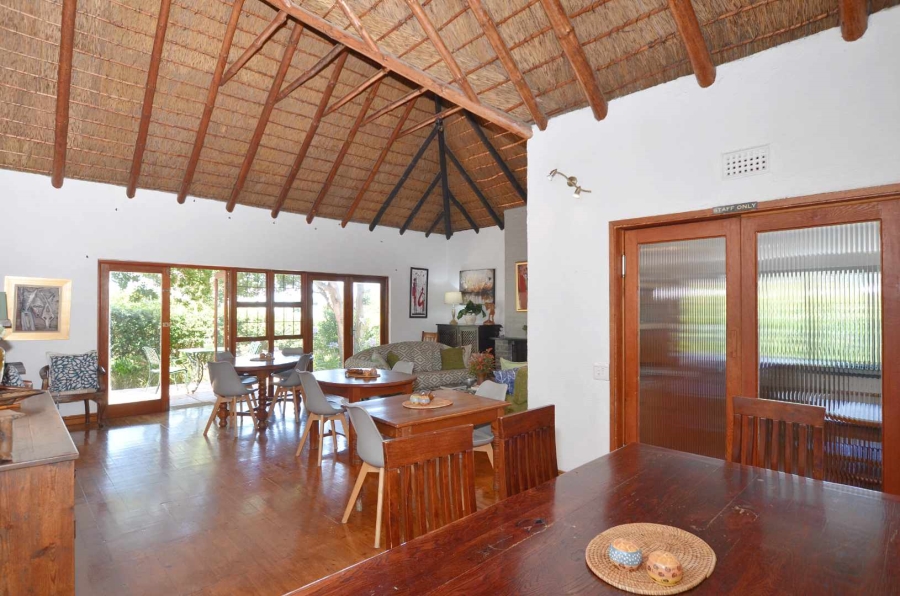 7 Bedroom Property for Sale in Westcliff Western Cape